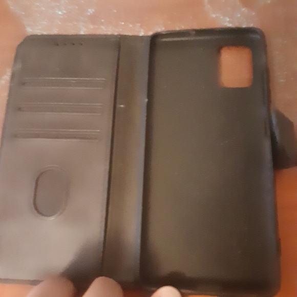 Samsung A71 case - Picture 2 of 2